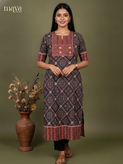 Readymade Kurti - MEG16005