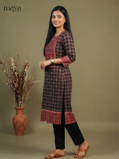 Readymade Kurti - MEG16009
