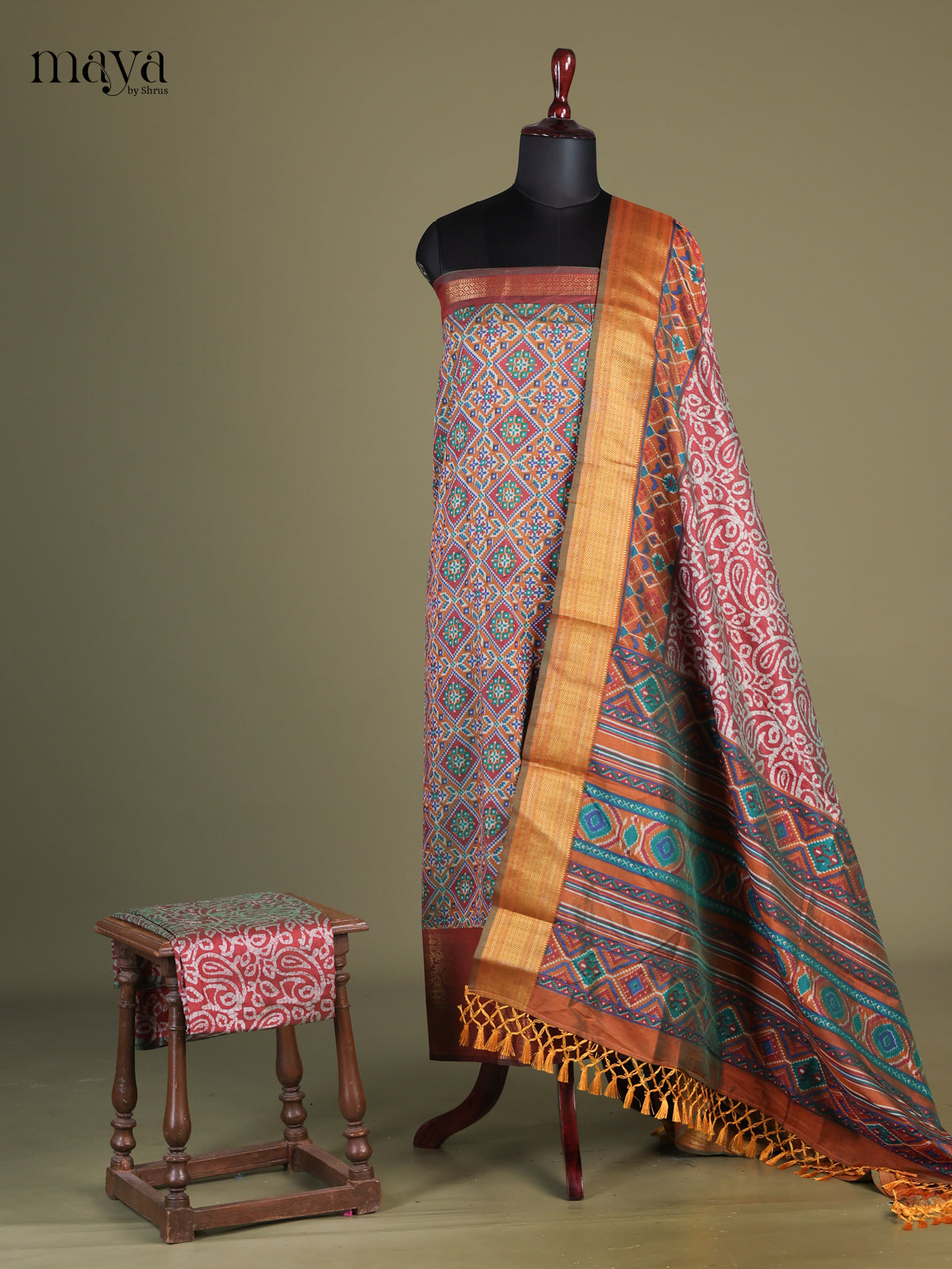 semi patola salwar - MEG23190