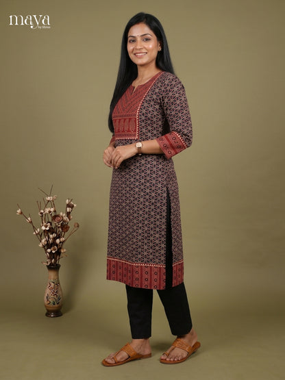 Readymade Kurti - MEG27004