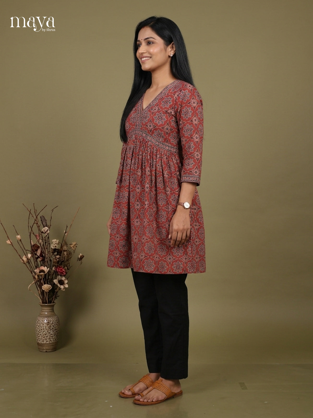 Readymade Kurti - MEH17013