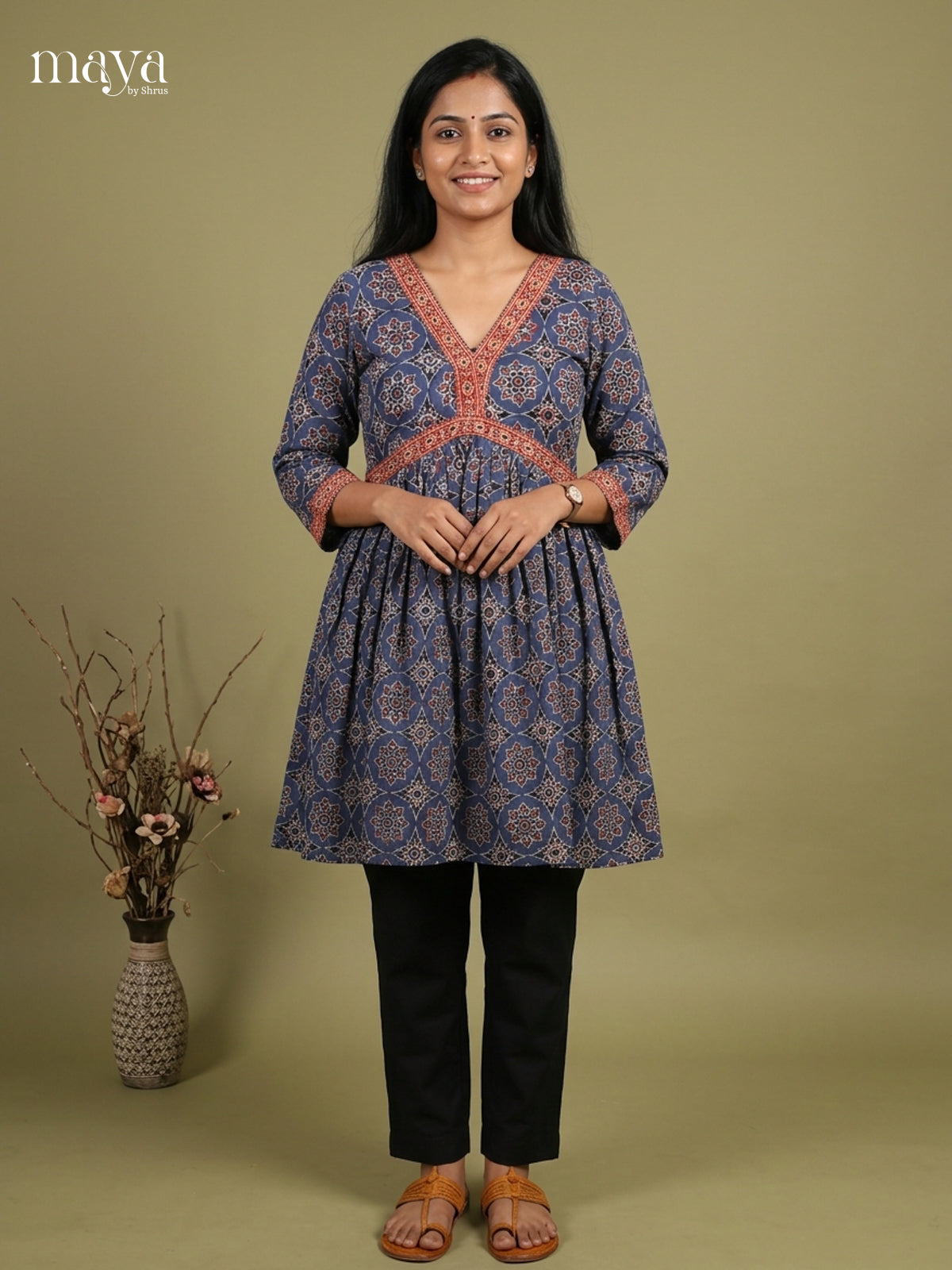 Readymade Kurti - MEH17015