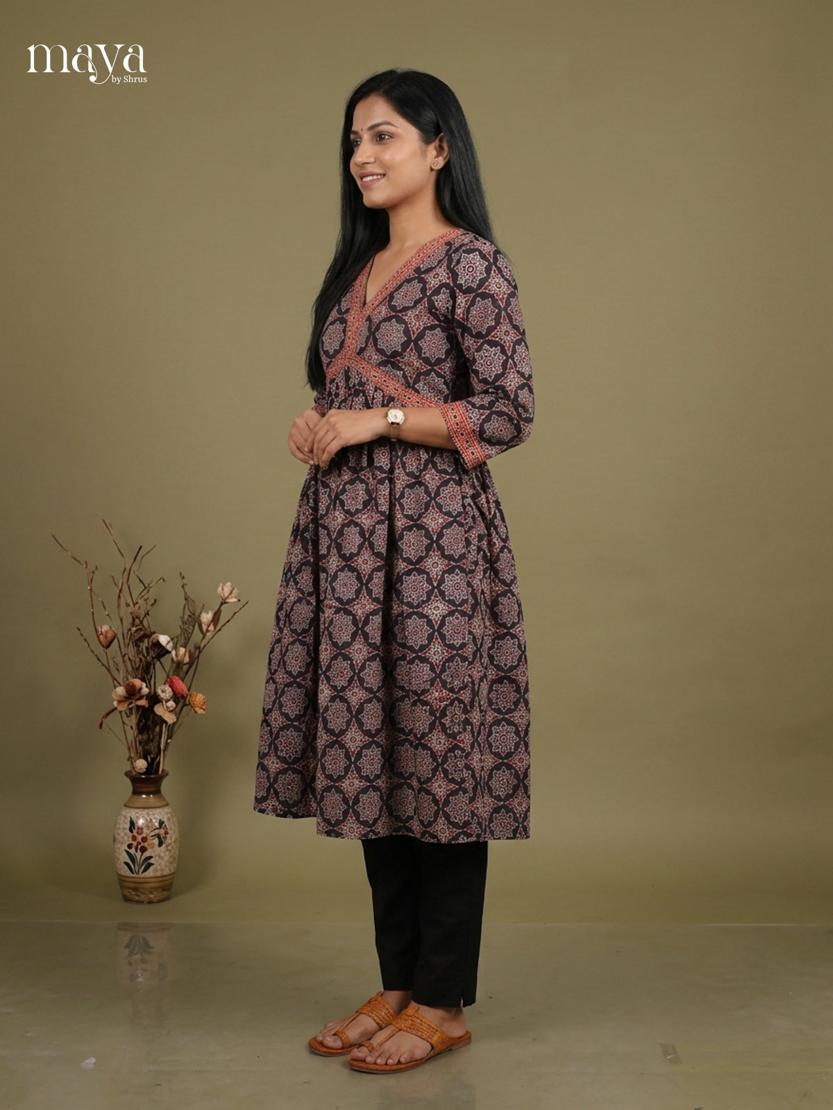 Readymade Kurti - MEH17016