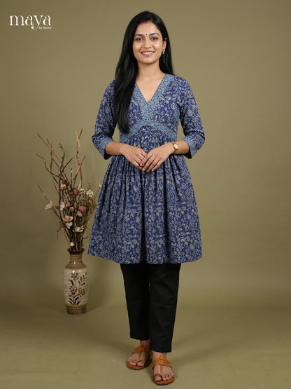 Readymade Kurti - MEH17018