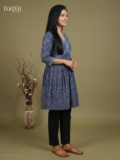 Readymade Kurti - MEH17018