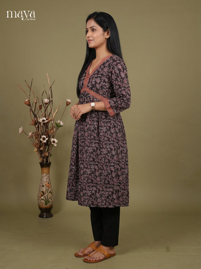 Readymade Kurti - MEH17022