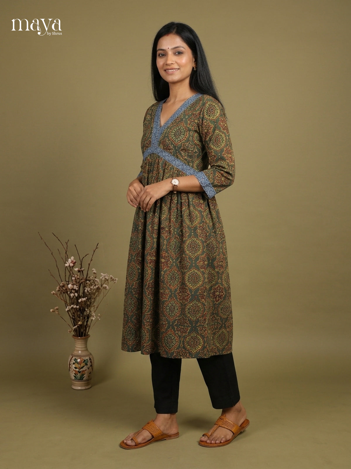 Readymade Kurti - MEH17023