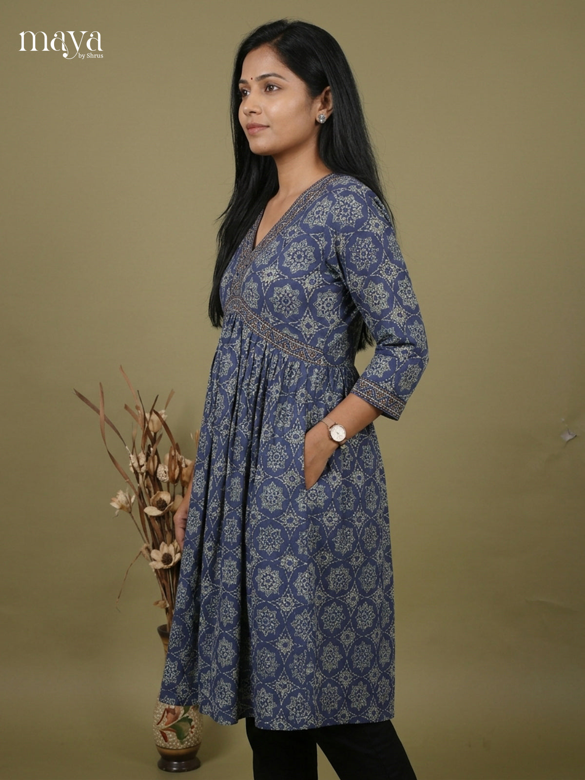 Readymade Kurti - MEH17024