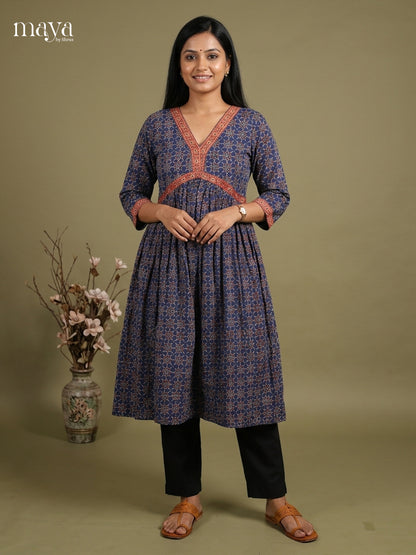 Readymade Kurti - MEH17028