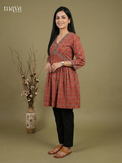 Readymade Kurti - MEH17029