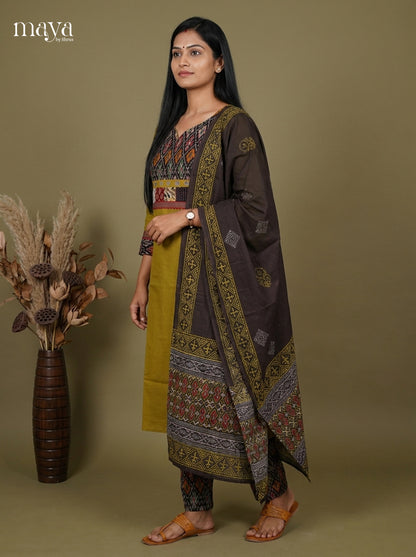 Readymade 3PC Suits - MEH29010
