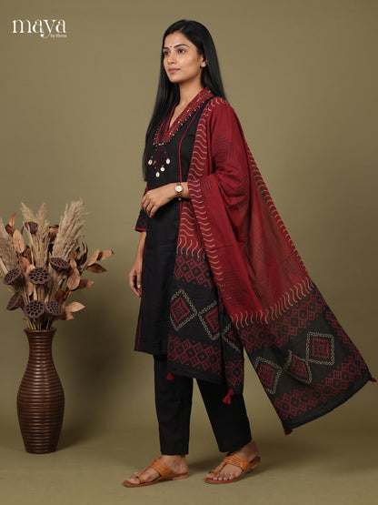 Readymade 3PC Suits - MEI03017