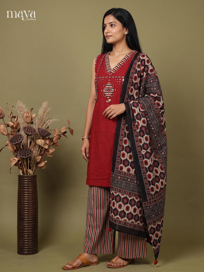 Readymade 3PC Suits - MEI03026