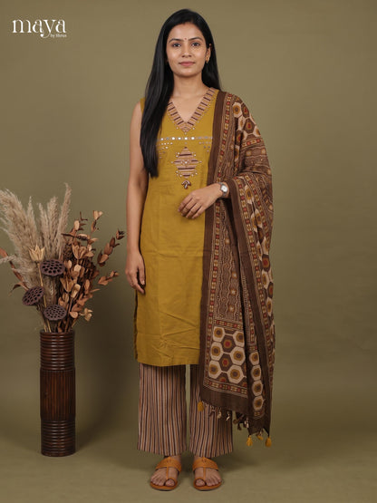 Readymade 3PC Suits - MEI03027