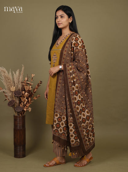 Readymade 3PC Suits - MEI03027