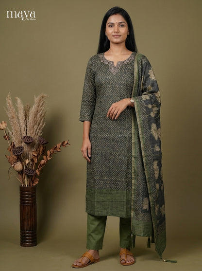Readymade 3PC Suits - MEI05010