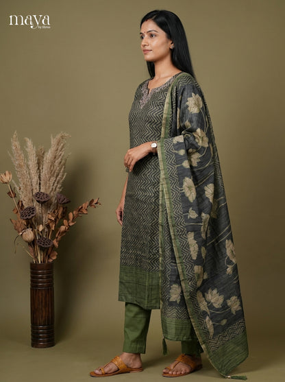 Readymade 3PC Suits - MEI05010