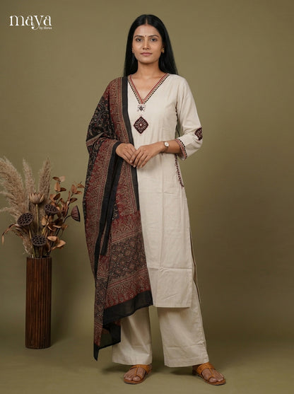 Readymade 3PC Suits - MEI09044