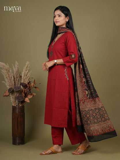 Readymade 3PC Suits - MEI09046