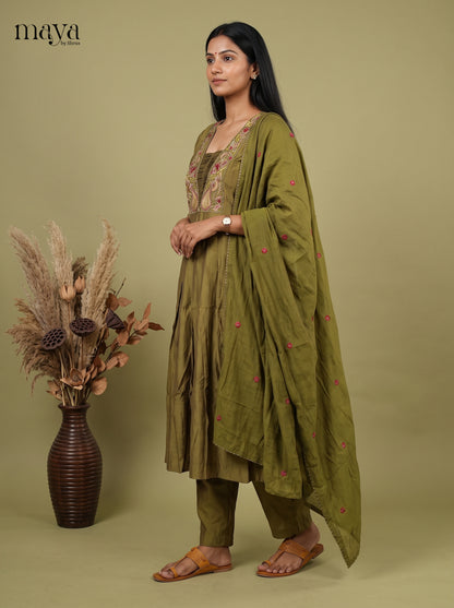 Pretty Green Readymade 3PC Suits with floral embroidery in the neck yoke