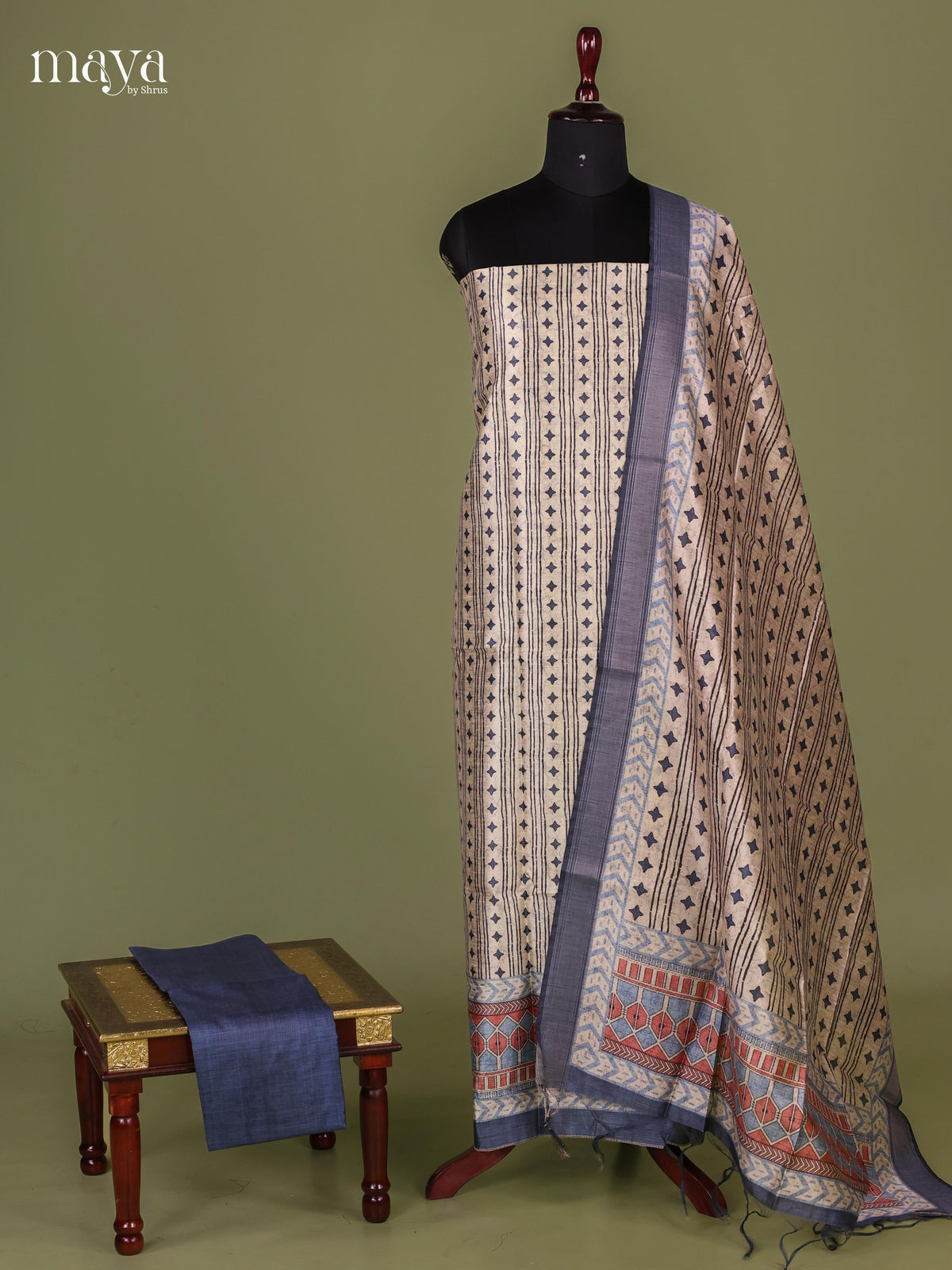 Off White Semi Tussar Salwar - MEJ04010